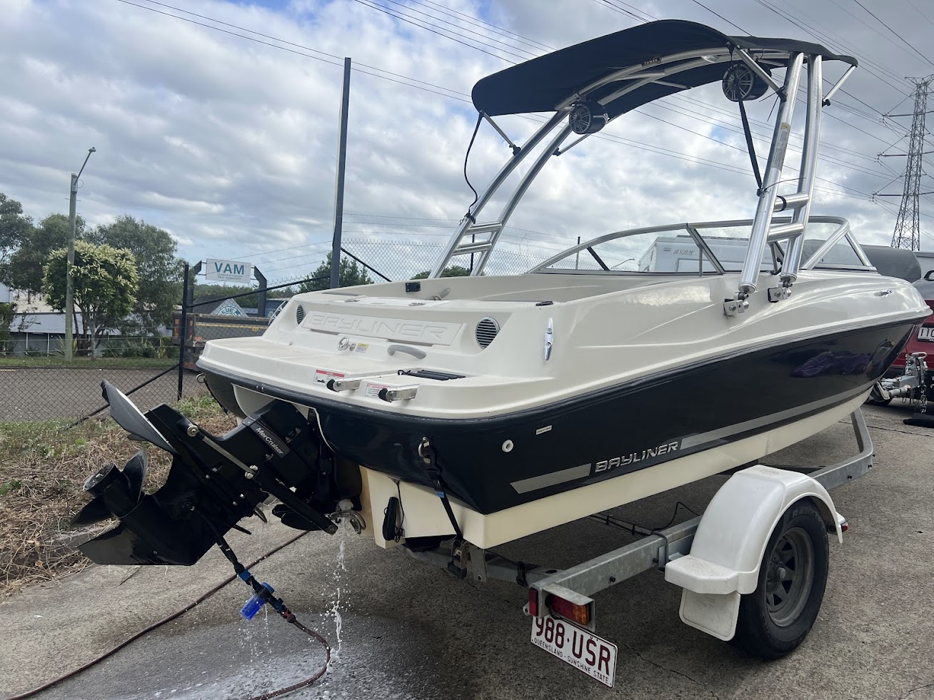 Bayliner 175 wake tower and bimini
